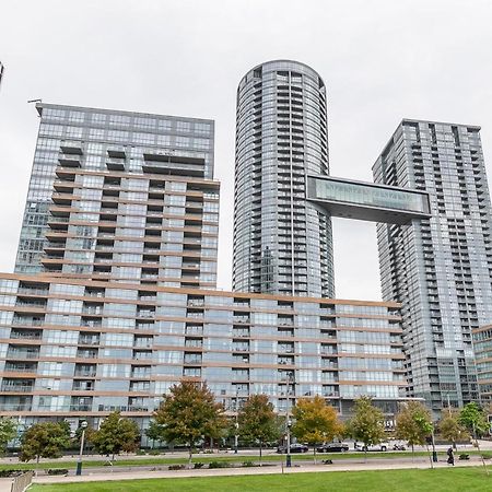 Simply Comfort. Elegant Apartments Dan Lecki Toronto Eksteriør billede