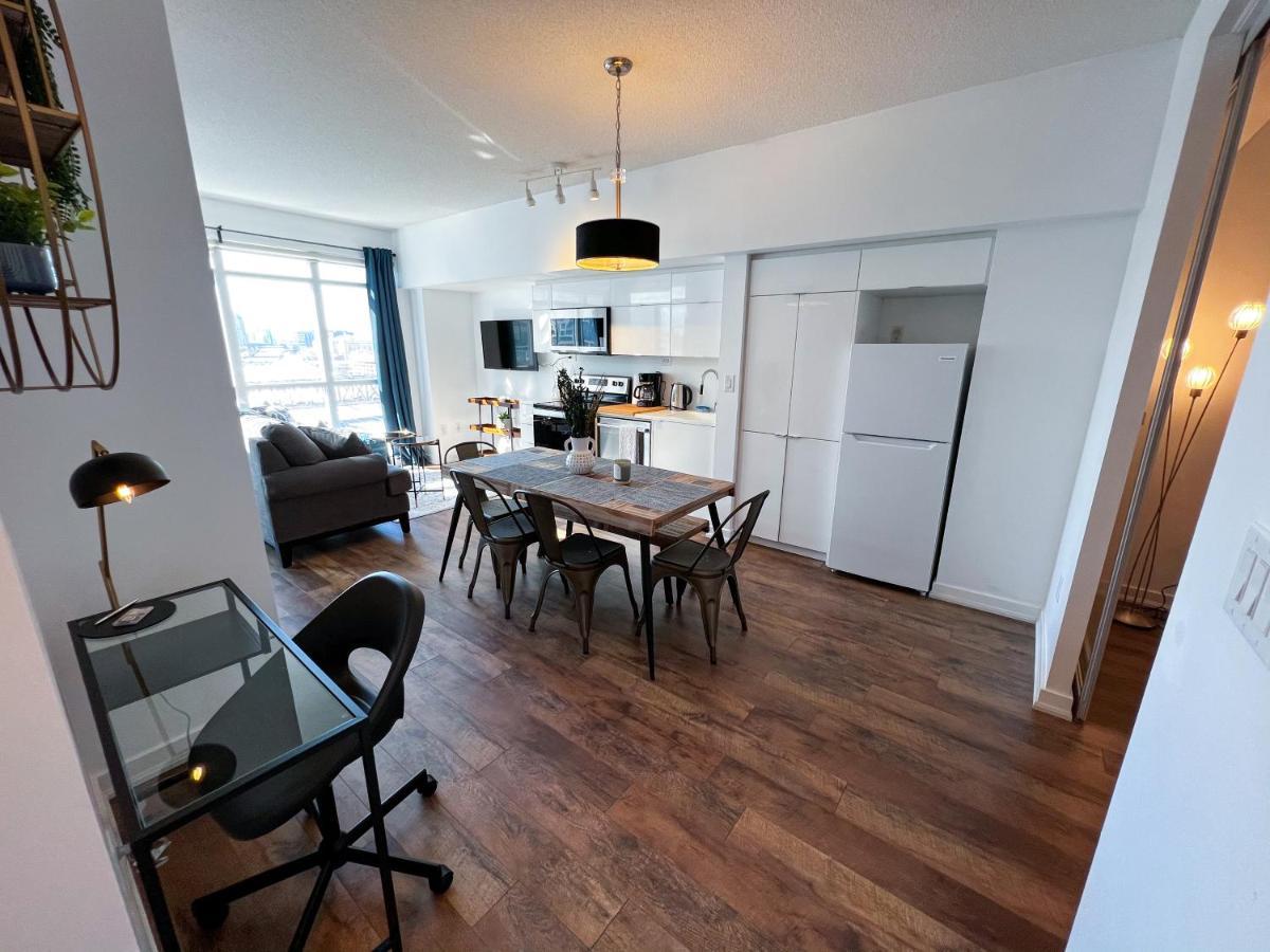 Simply Comfort. Elegant Apartments Dan Lecki Toronto Eksteriør billede